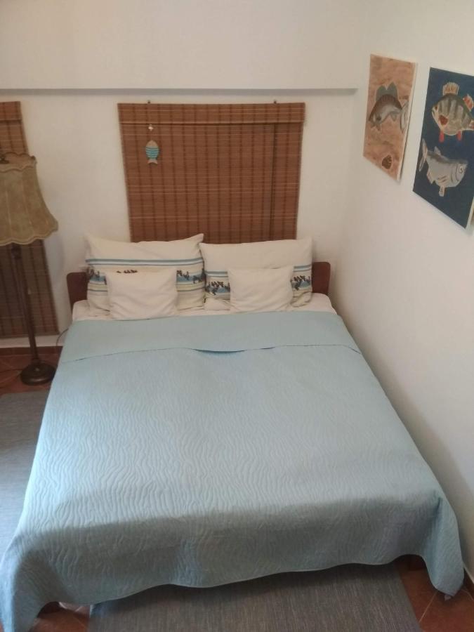 Kis Apartmanhaz Balatonfured Luaran gambar